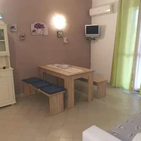 Holiday home A 2 Passi Dal Mare............... *